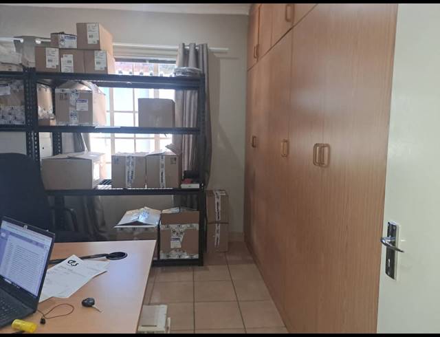 152M² OFFICE FOR SALE IN BO-DORP
